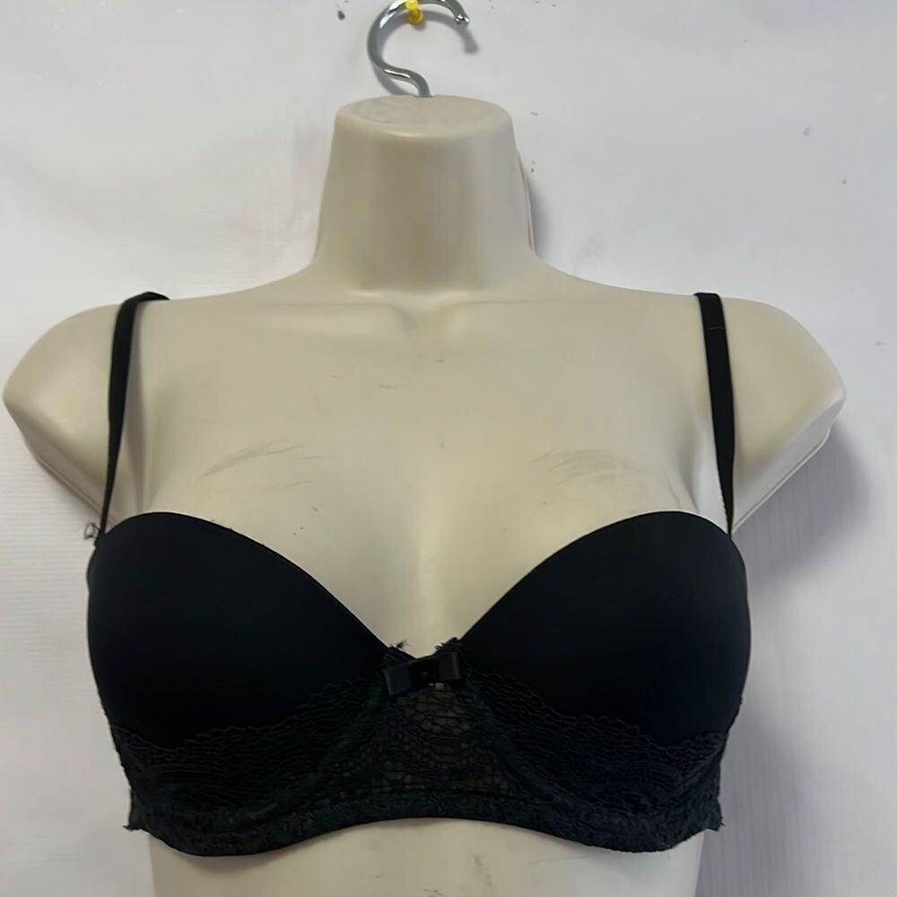 AUDEN PLUNGE‎ COVERAGE PUSH-UP BRA SIZE 32B